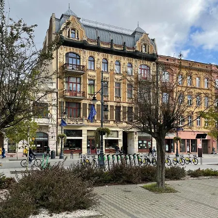 Off Side Story * Lodz (Lodz)