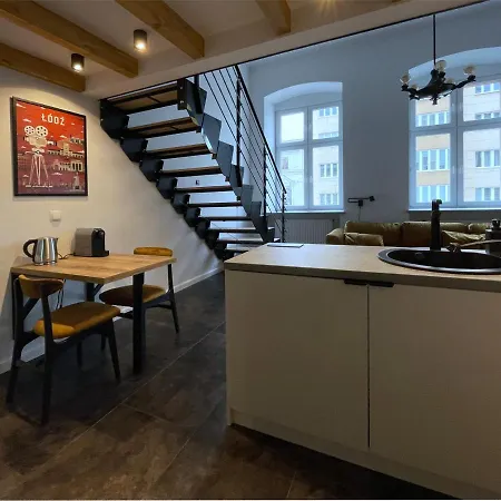 Off Side Story Apartman