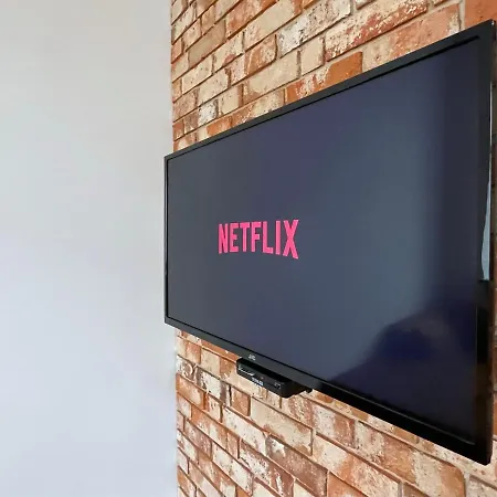 Off Side Story Apartman