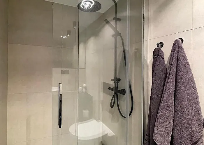 Apartman Off Side Story *