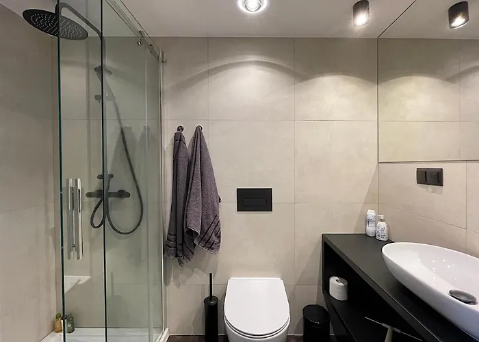 Off Side Story Lejlighed